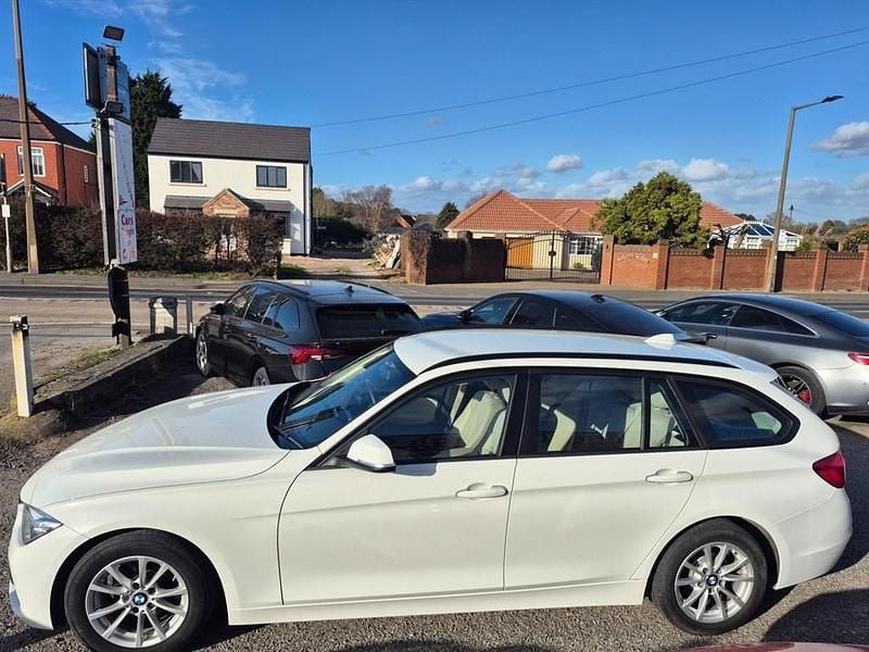 Used BMW 320 Efficient Dynamics 2019 White Estate