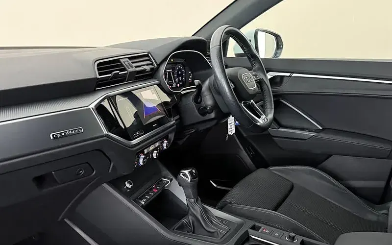 Used Audi Q3 S-Line 190 HP (139 kW) 2023 SUV