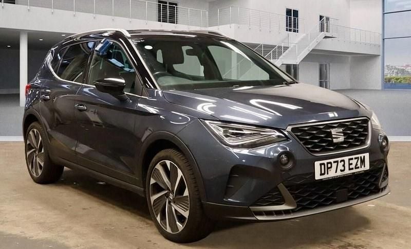 Used Seat Arona FR Sport 110 HP (80 kW) 2024 Grey SUV