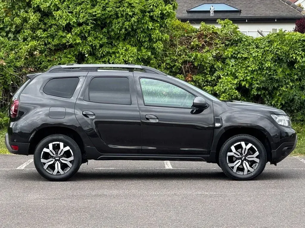 Used Dacia Duster Journey 150 HP (110 kW) 2023 Black SUV