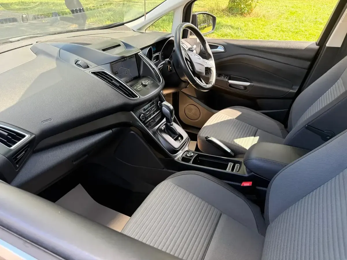 Used Ford C-MAX Titanium 120 HP (88 kW) 2016 Black MPV