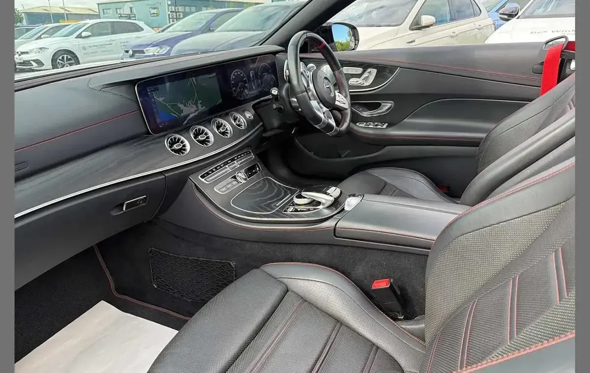 Used Mercedes E53 AMG Premium 429 HP (315 kW) 2019 White Cabriolet