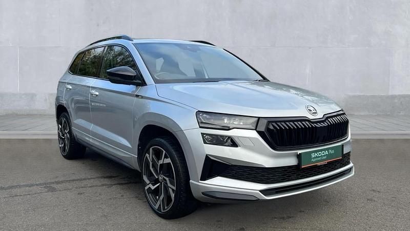 Brilliant silver metallic Used 2022 Skoda Karoq SportLine SUV | £19,790 (Fair price) - Image 1/4
