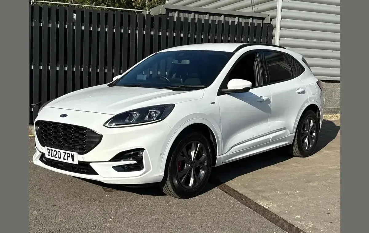 Used Ford Kuga ST-Line 148 HP (108 kW) 2020 White SUV