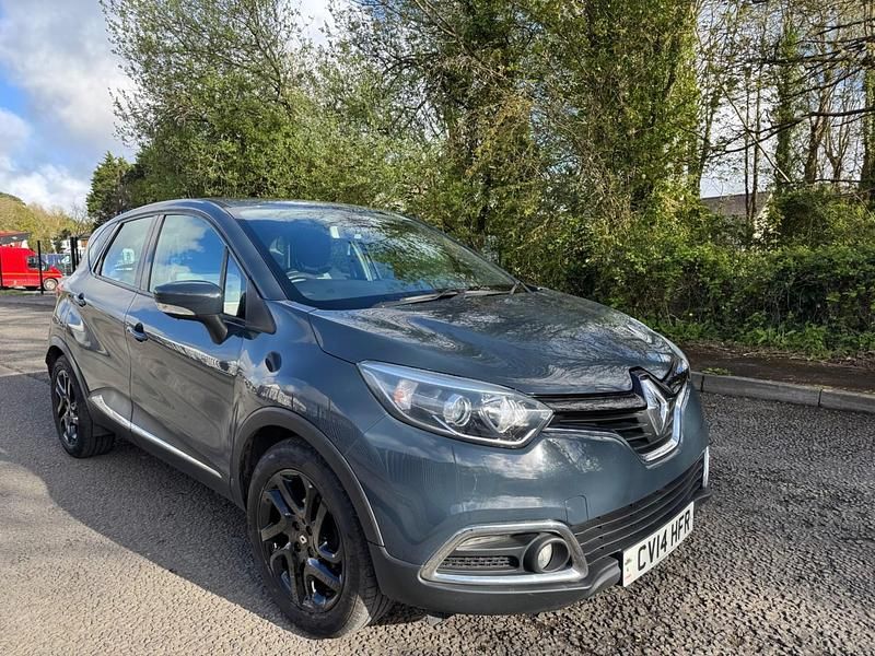 Used Renault Captur Dynamique 90 HP (66 kW) 2014 Blue SUV
