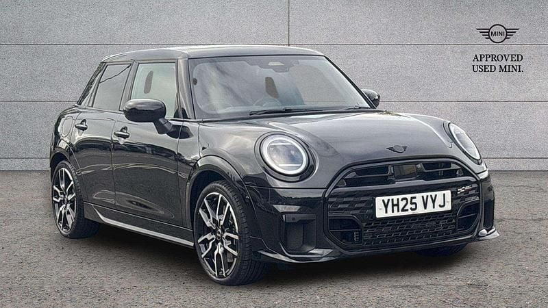 Black Used 2025 Mini Cooper Hatch Hatchback | £30,995 - Image 1/3