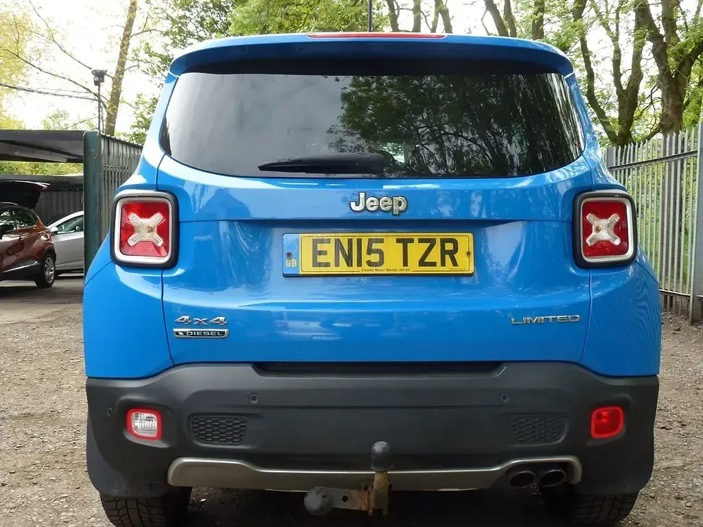 Begagnad Jeep Renegade Limited 140 HK (102 kW) 2015 Blå SUV
