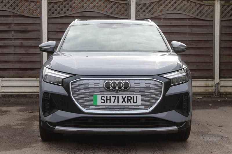 Used Audi Q4 e-tron Sport 125 kW (170 HP) 2022 Grey SUV