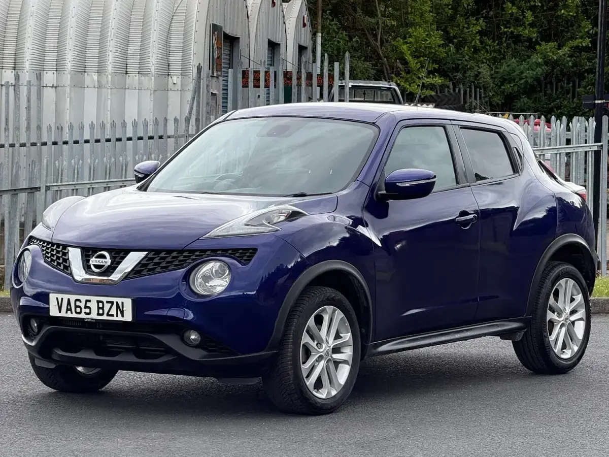 Used Nissan Juke N-Connecta 115 HP (84 kW) 2016 Blue SUV