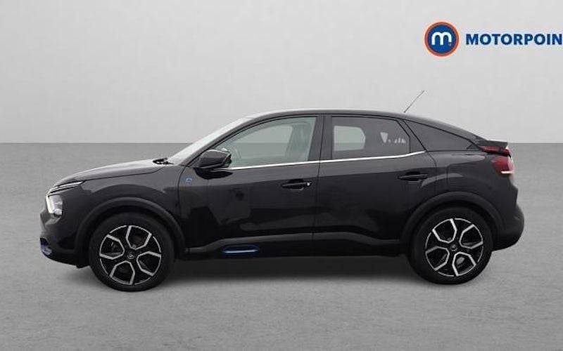 Used Citroën e-C4 Shine 100 kW (136 HP) 2022 Black Hatchback