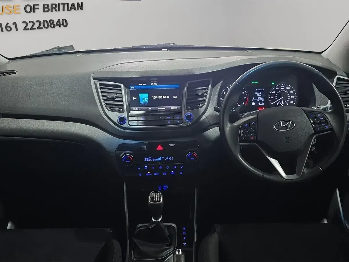 Używany Hyundai Tucson SE 177 KM (130 kW) 2016 Beżowy SUV