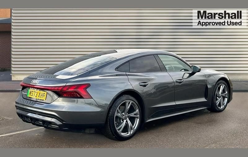 Used Audi e-tron GT quattro Comfort 384 kW (523 HP) 2023 Grey Sedan