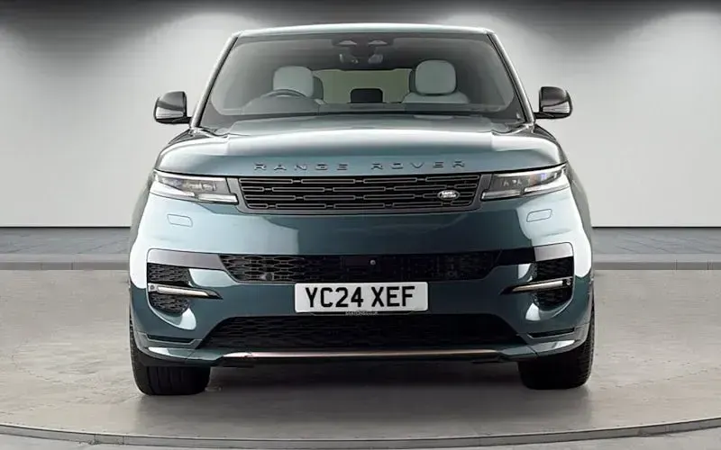 Used Land Rover Range Rover Sport SE Dynamic 300 HP (220 kW) 2024 Giola green SUV