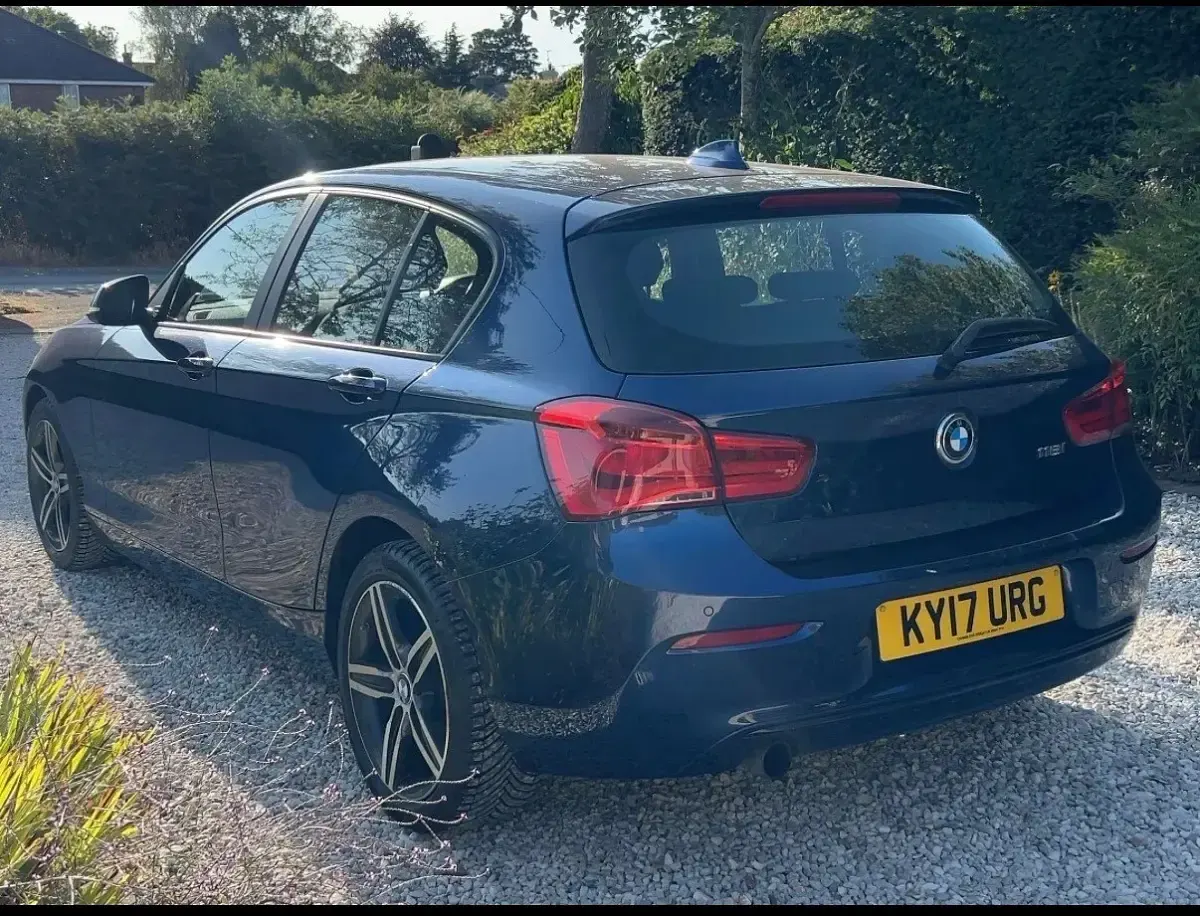 Used BMW 118 Sport Line 136 HP (100 kW) 2017 Blue Hatchback