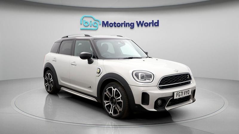 Silver Used 2021 Mini Cooper Countryman Exclusive SUV | £19,700 (Fair price) - Image 1/4
