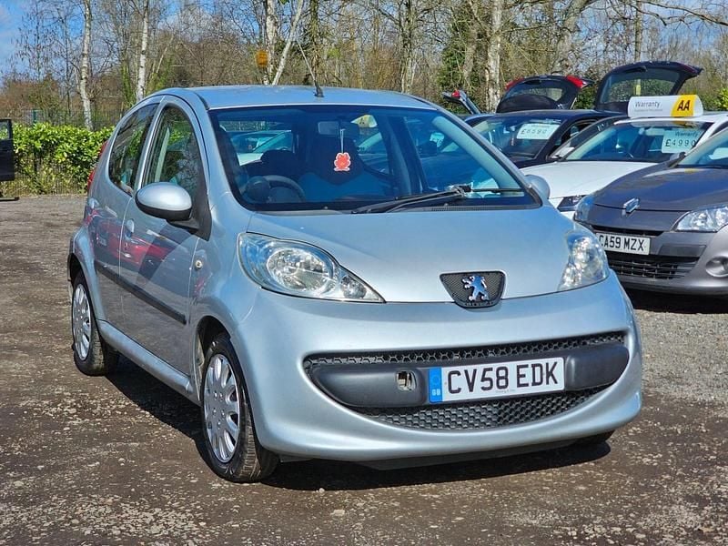 Used Peugeot 107 Urban Move 68 HP (50 kW) 2008 Silver Hatchback