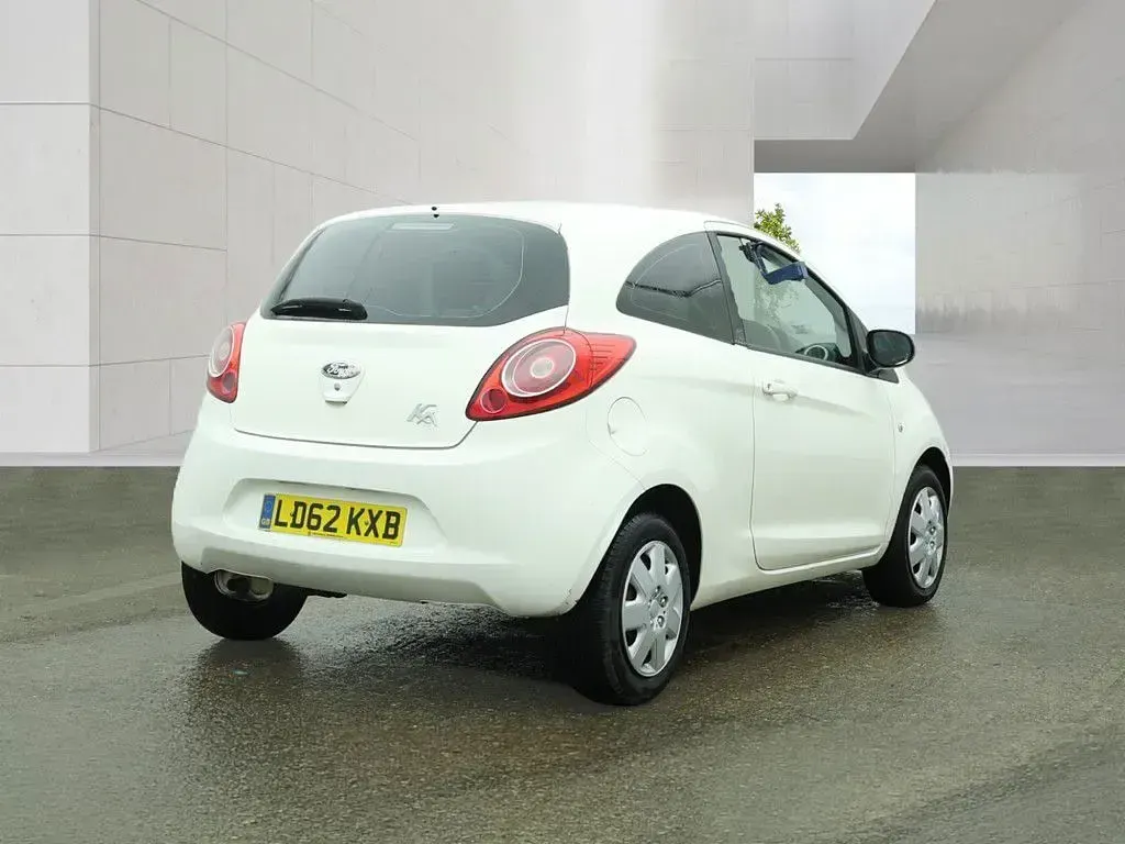Used Ford Ka S 69 HP (50 kW) 2012 White Hatchback