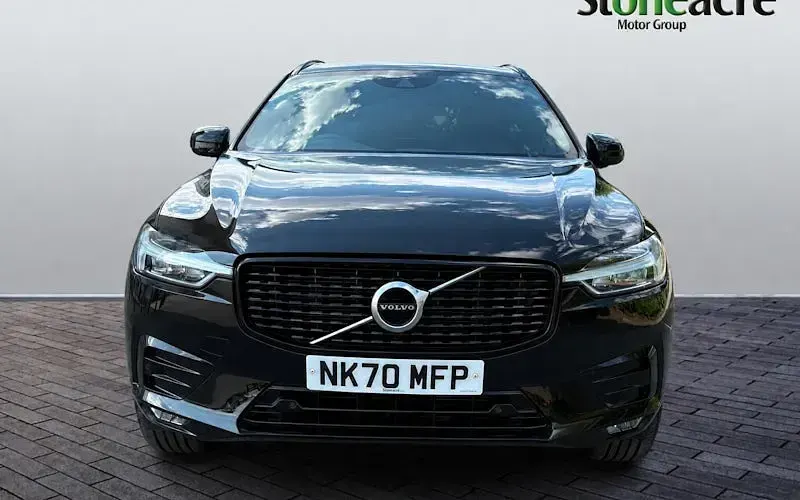Used Volvo XC60 R-Design 197 HP (144 kW) 2020 Black SUV