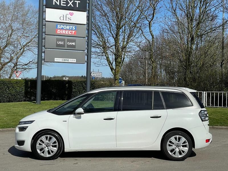 Used Citroën Grand C4 Picasso Exclusive 2015 White MPV