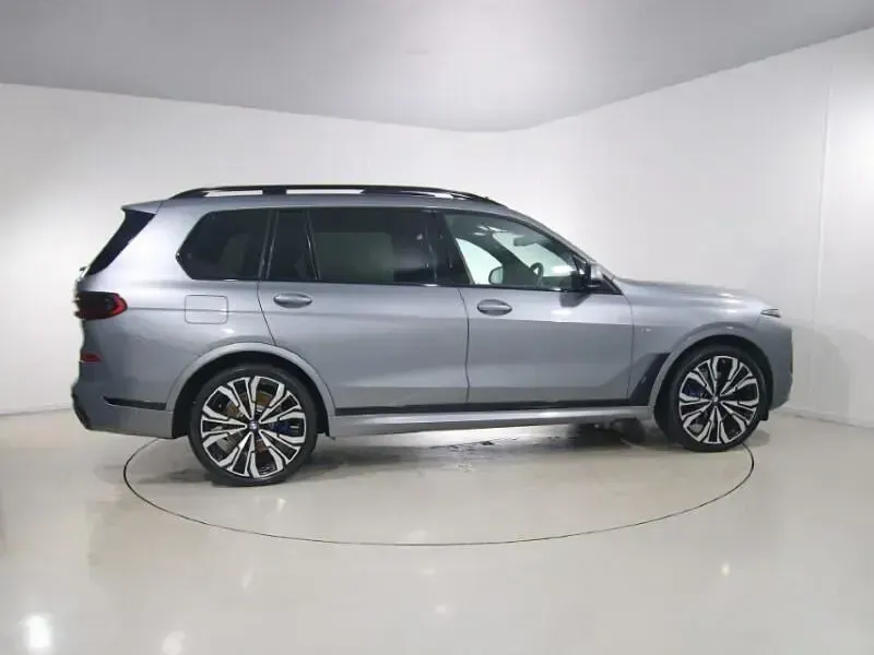Used BMW X7 M Sport 381 HP (280 kW) 2026 Grey SUV