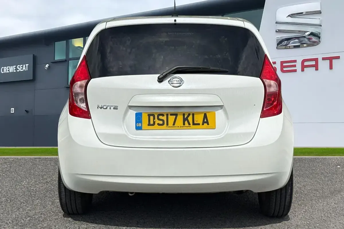 Used Nissan Note Acenta Premium 90 HP (66 kW) 2017 White Hatchback