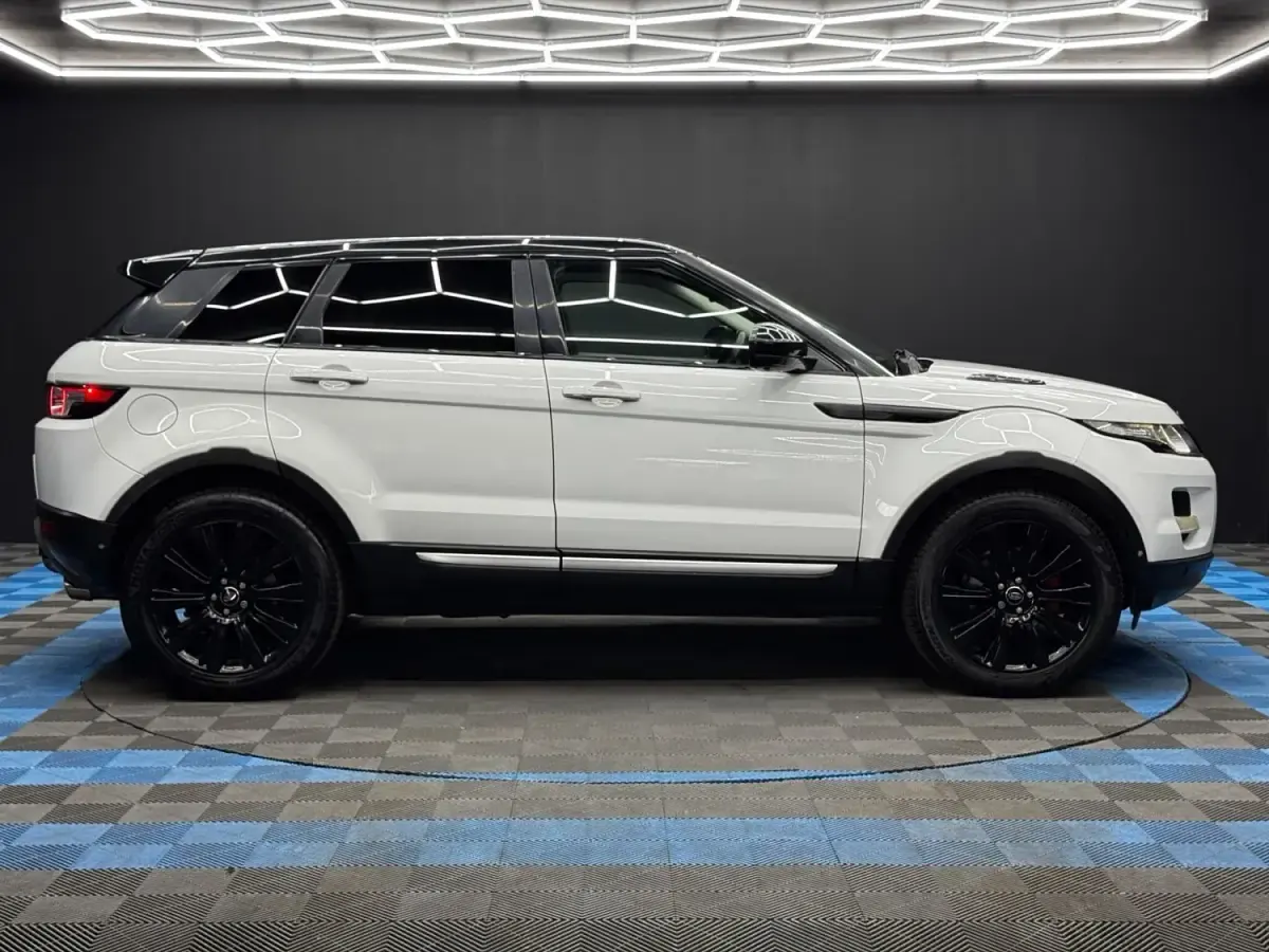 Używany Land Rover Range Rover evoque Prestige 2014 Biały SUV