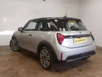 Used Mini Cooper Classic 114 kW (156 HP) 2025 Silver Hatchback