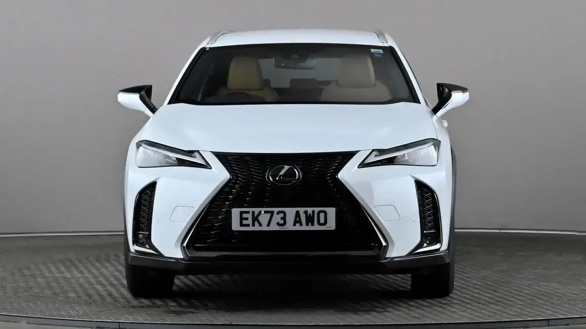 Used Lexus UX 250h Sport Design Packet 184 HP (135 kW) 2023 White SUV