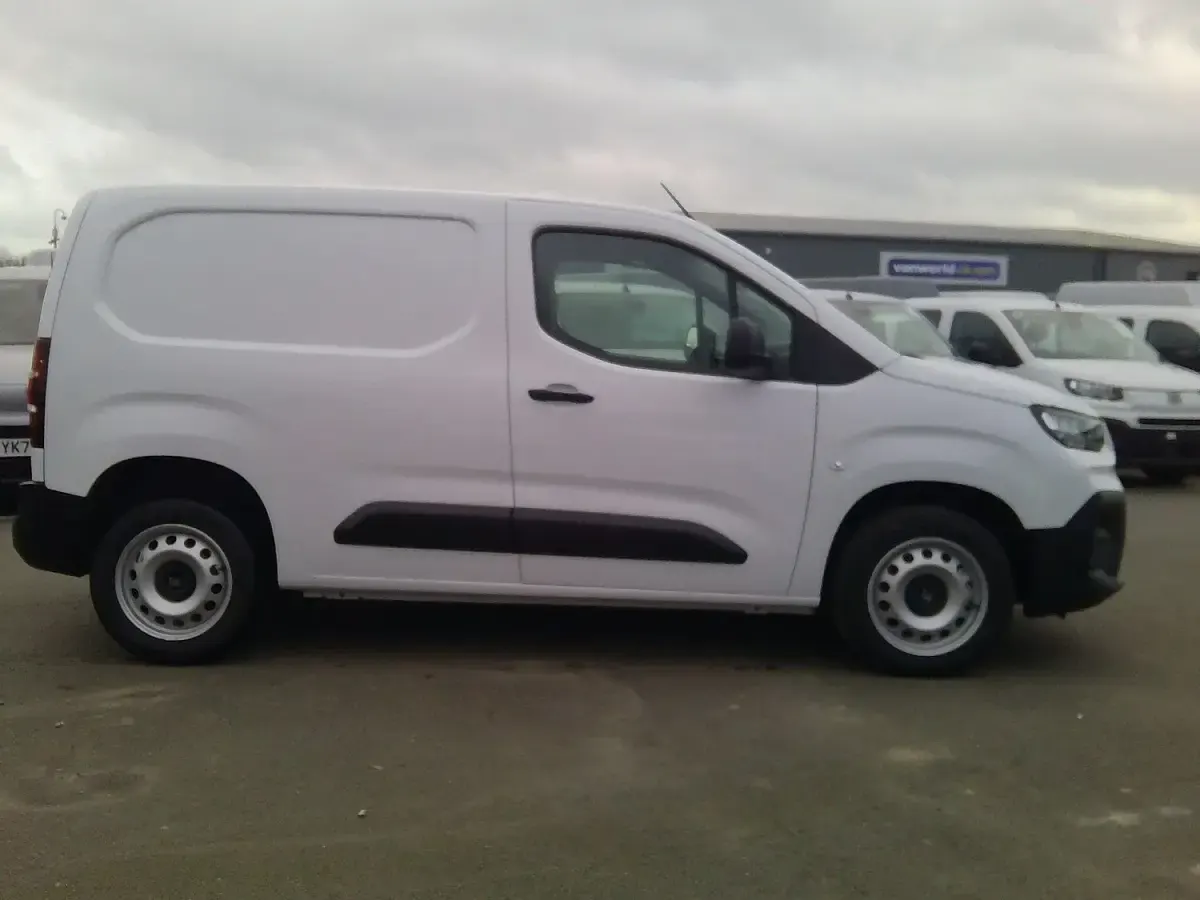 New Fiat Doblò 2026 White MPV