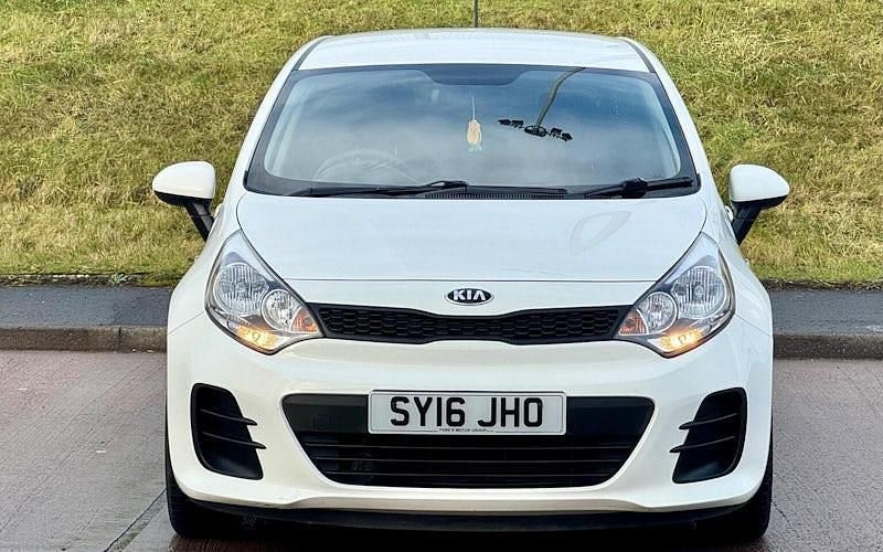 Used Kia Rio Air 86 HP (63 kW) 2016 Hatchback