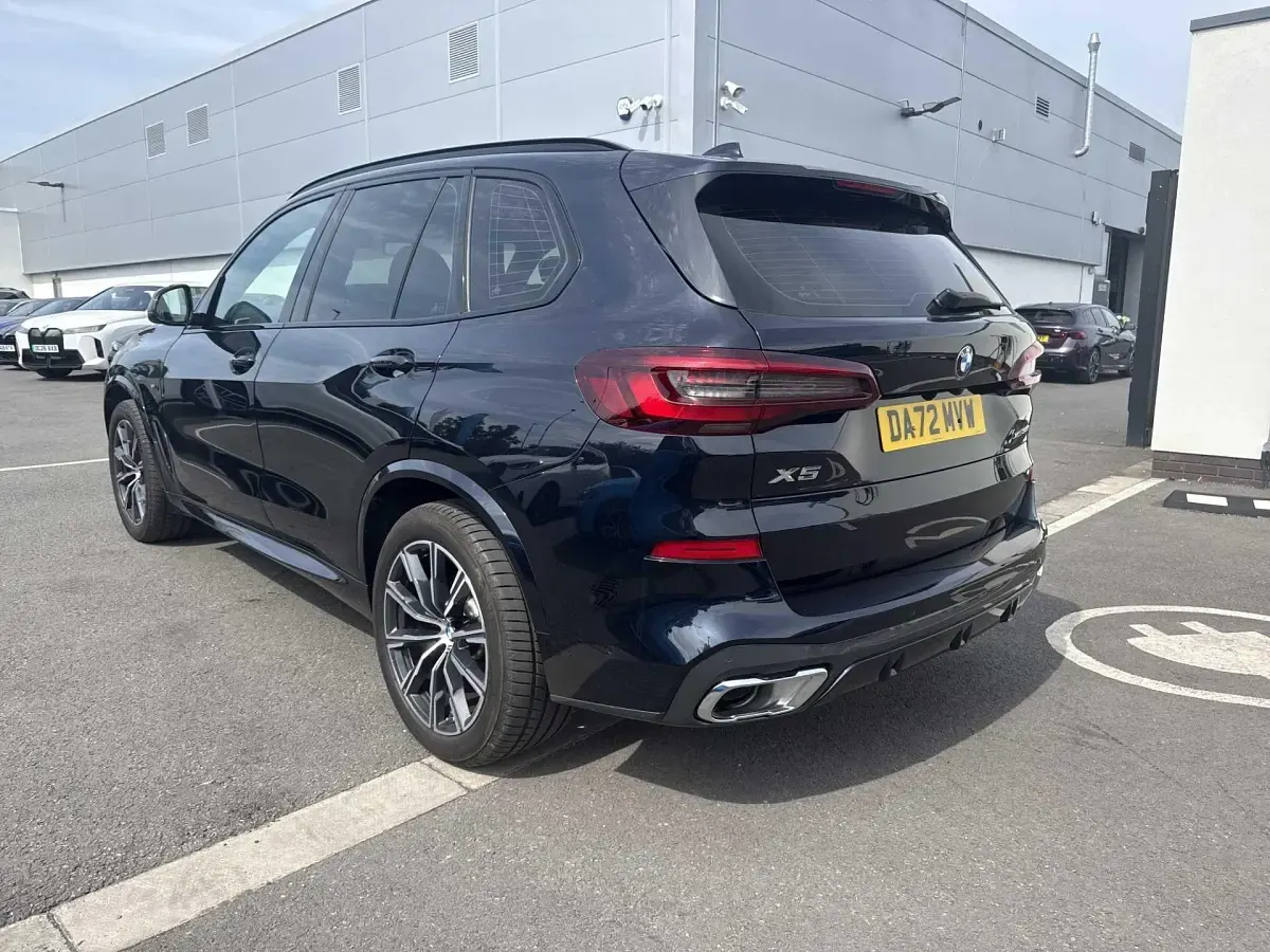 Used BMW X5 M Sport 282 HP (207 kW) 2022 Black SUV