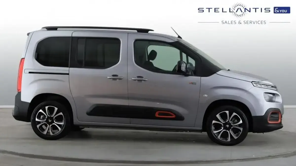 Used Citroën Berlingo XTR 98 kW (134 HP) 2023 Grey MPV