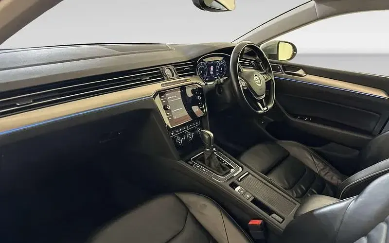 Used VW Arteon Elegance 150 HP (110 kW) 2018 Grey Hatchback