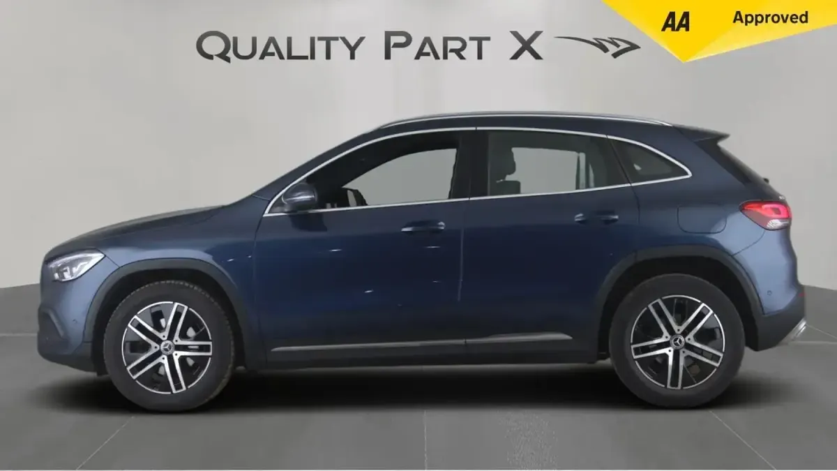 Used Mercedes GLA200 Executive 2020 Blue SUV