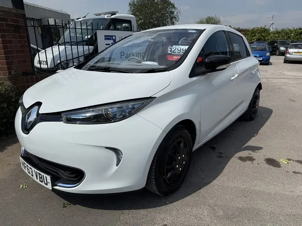 Usado Renault Zoe Expression 64 kW (88 HP) 2013 Branco Citadino