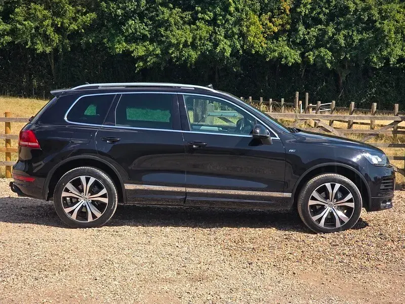 Used VW Touareg R-line 2014 Black SUV