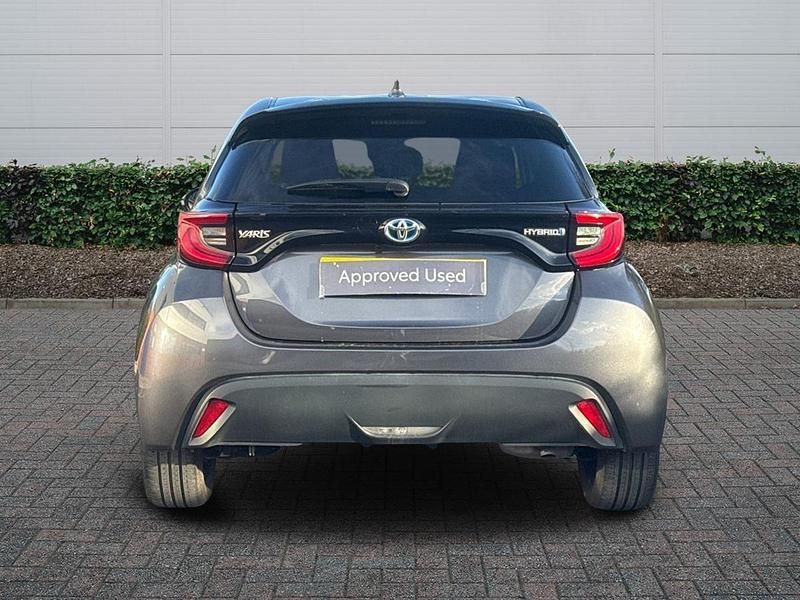 Used Toyota Yaris Hybrid Design 2023 Grey Hatchback