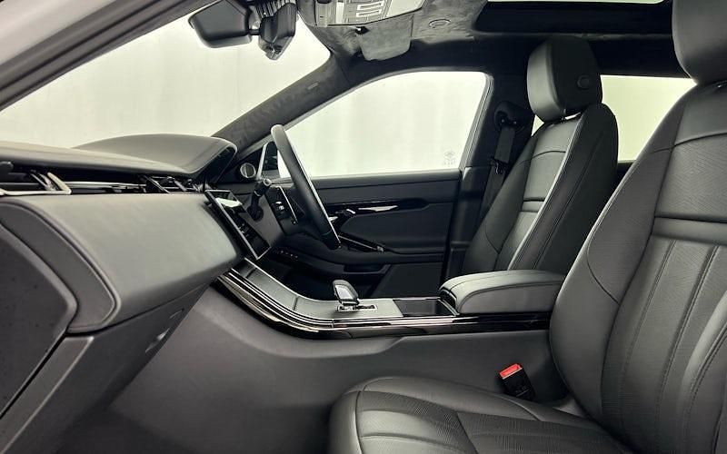 Used Land Rover Range Rover evoque Autobiography 204 HP (150 kW) 2025 Hatchback