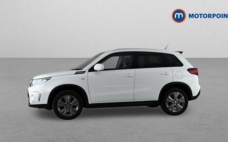 Second-hand Suzuki Vitara SZ-T 129 CP (94 kW) 2023 Alb SUV
