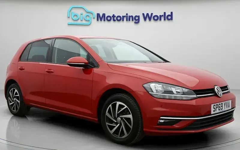 Used VW Golf VII Match 116 HP (85 kW) 2019 Hatchback