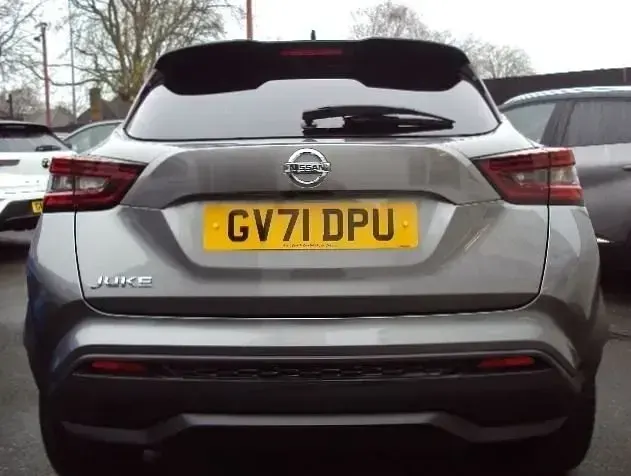 Used Nissan Juke N-Connecta 114 HP (83 kW) 2021 Grey SUV