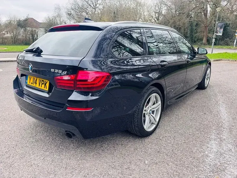 Begagnad BMW 535 M Sport 2014 Svart Kombi