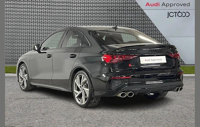 Usado Audi S3 Black Edition 306 HP (225 kW) 2024 Preto Sedan