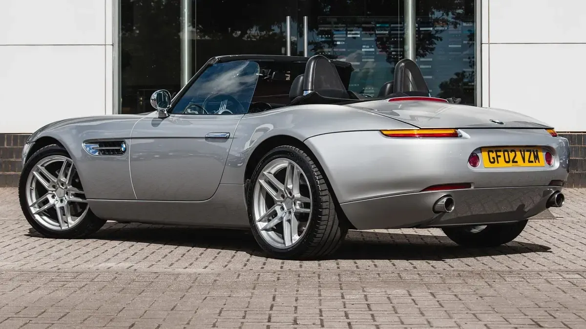 Used BMW Z8 395 HP (290 kW) 2002 Silver Cabriolet