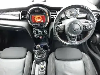 Used Mini Cooper S Sport 192 HP (141 kW) 2019 Blue Hatchback