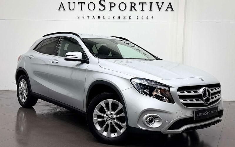 Used 2019 Mercedes 200 Executive Hatchback | £17,990 (Fair price) - Image 1/3