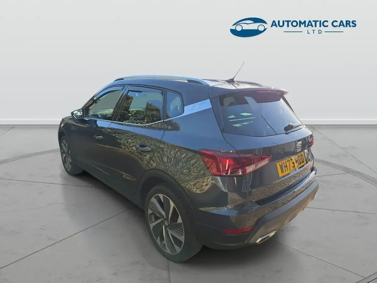 Used Seat Arona FR Sport 150 HP (110 kW) 2023 Grey SUV