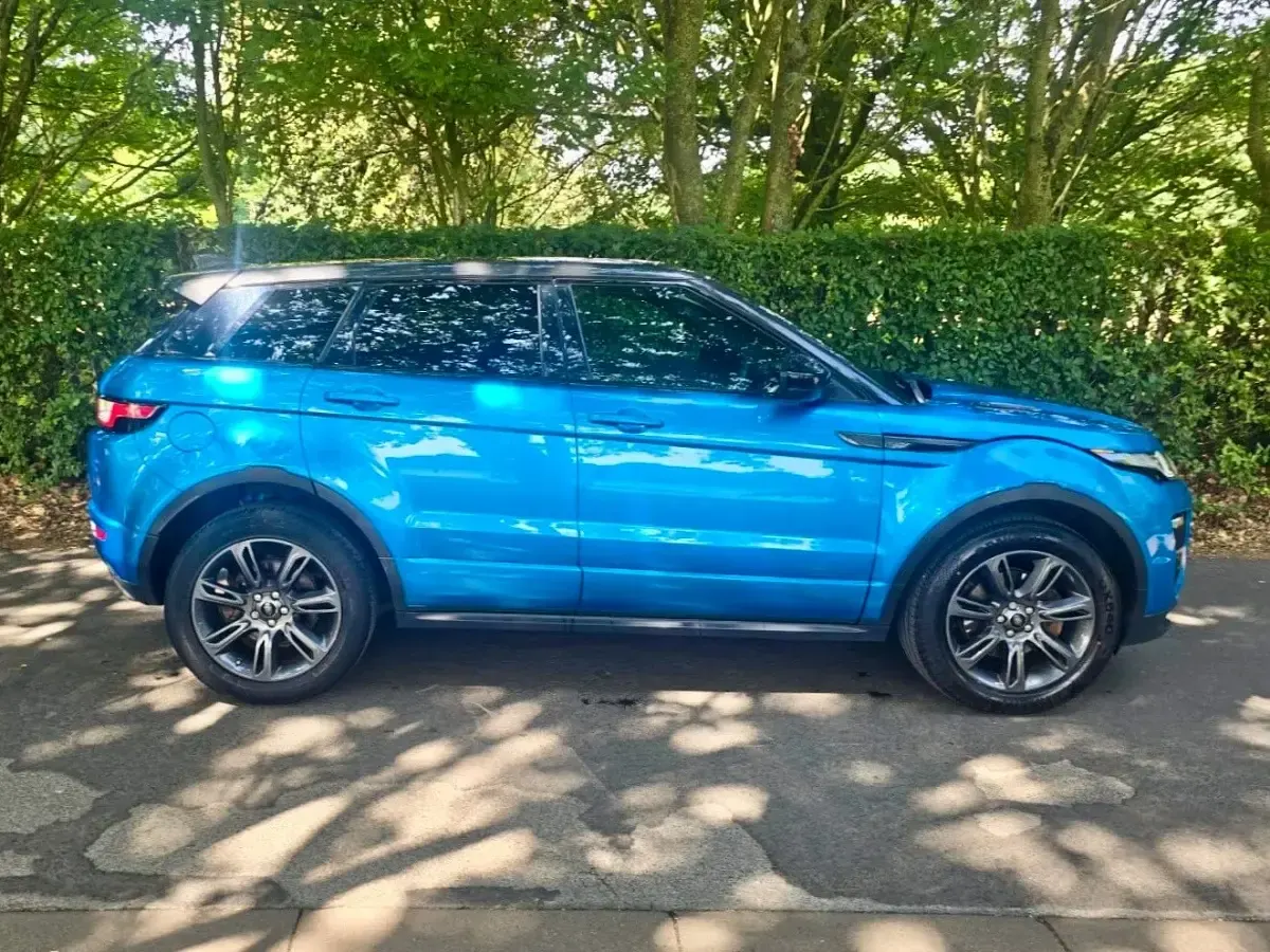 Used Land Rover Range Rover evoque Landmark 180 HP (132 kW) 2018 Blue SUV