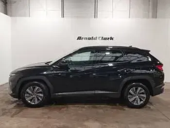 Gebraucht Hyundai Tucson SE 150 PS (110 kW) 2021 Schwarz SUV