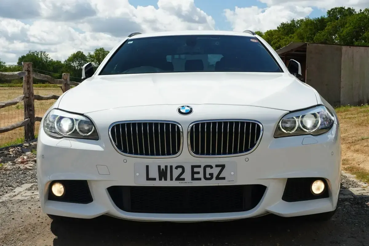 Used BMW 528 M Sport 245 HP (180 kW) 2026 White Estate